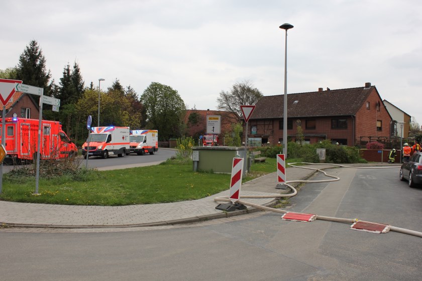 2017_04_14_mehrum_schornsteinbrand_haupt1a 2017_04_14_mehrum_schornsteinbrand_haupt1a